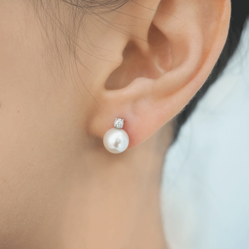 Japanese Akoya Pearl Earrings Graduating Size  Pearlsjp